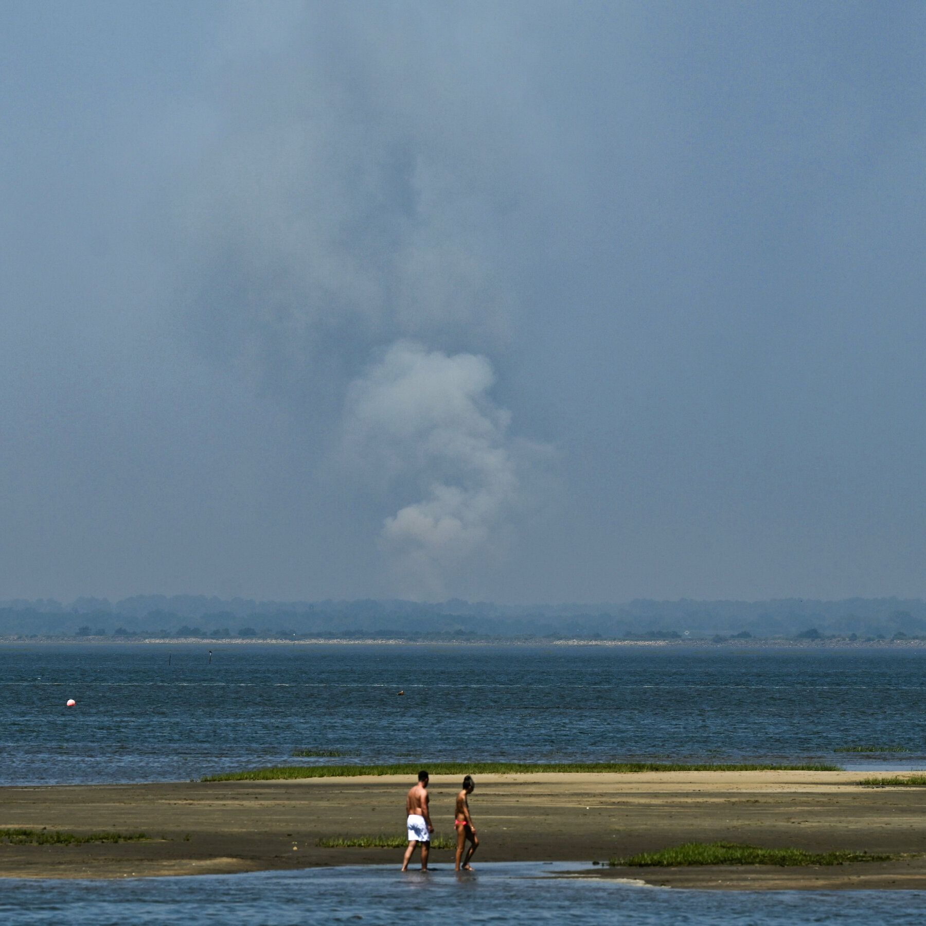 Wildfire smoke from a fire burning west of Bordeaux, France, on Tuesday. The giant blazes in France and Spain are their largest on record. - nytimes.com