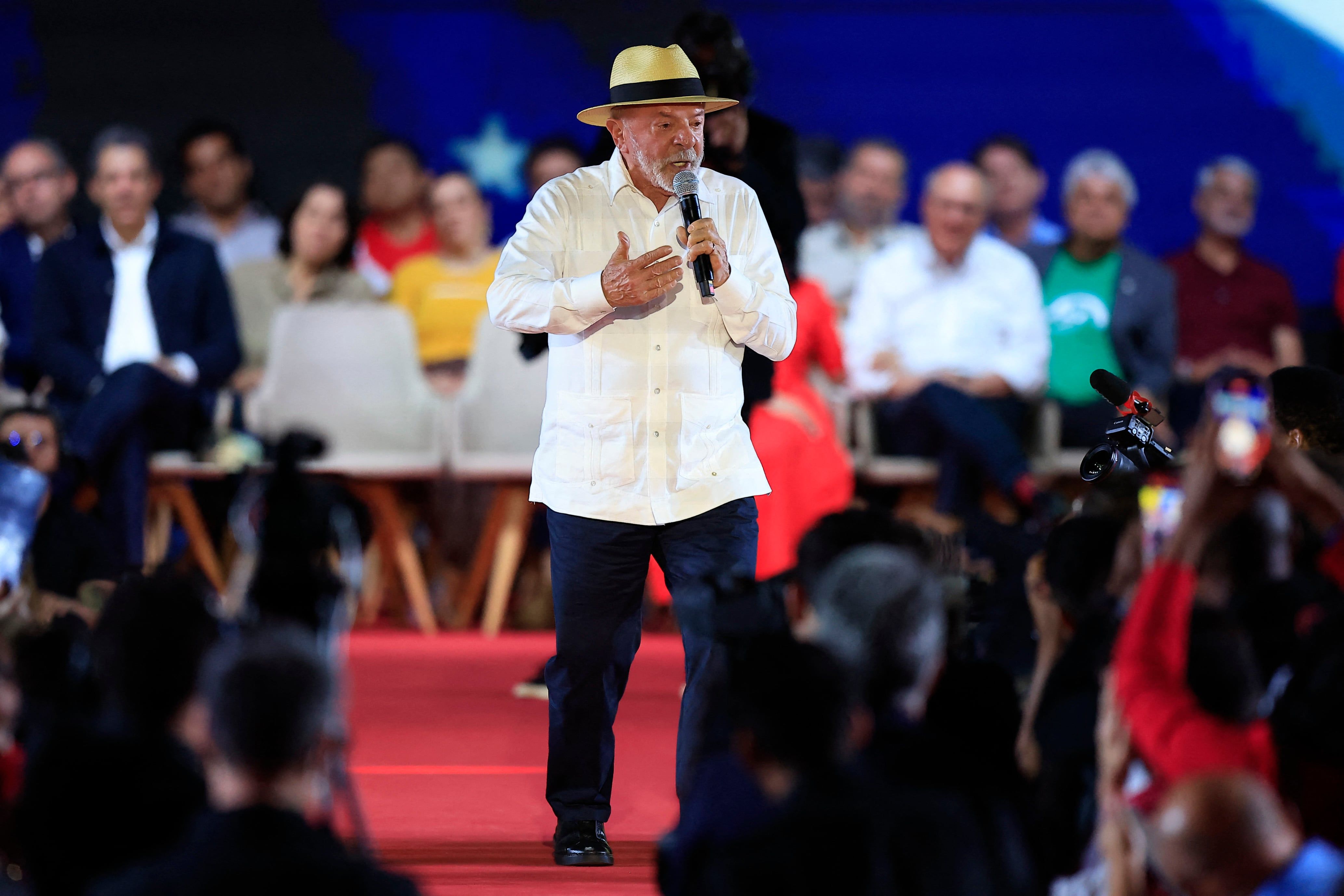 Luiz Inácio Lula da Silva formalized his reelection candidacy during a Workers’ Party convention in São Paulo. - AFP