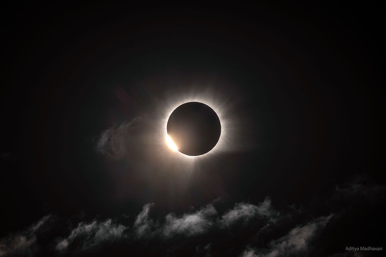 Total solar eclipse from Greenland, captured near the start of totality. - Aditya Madhavan/NASA APOD