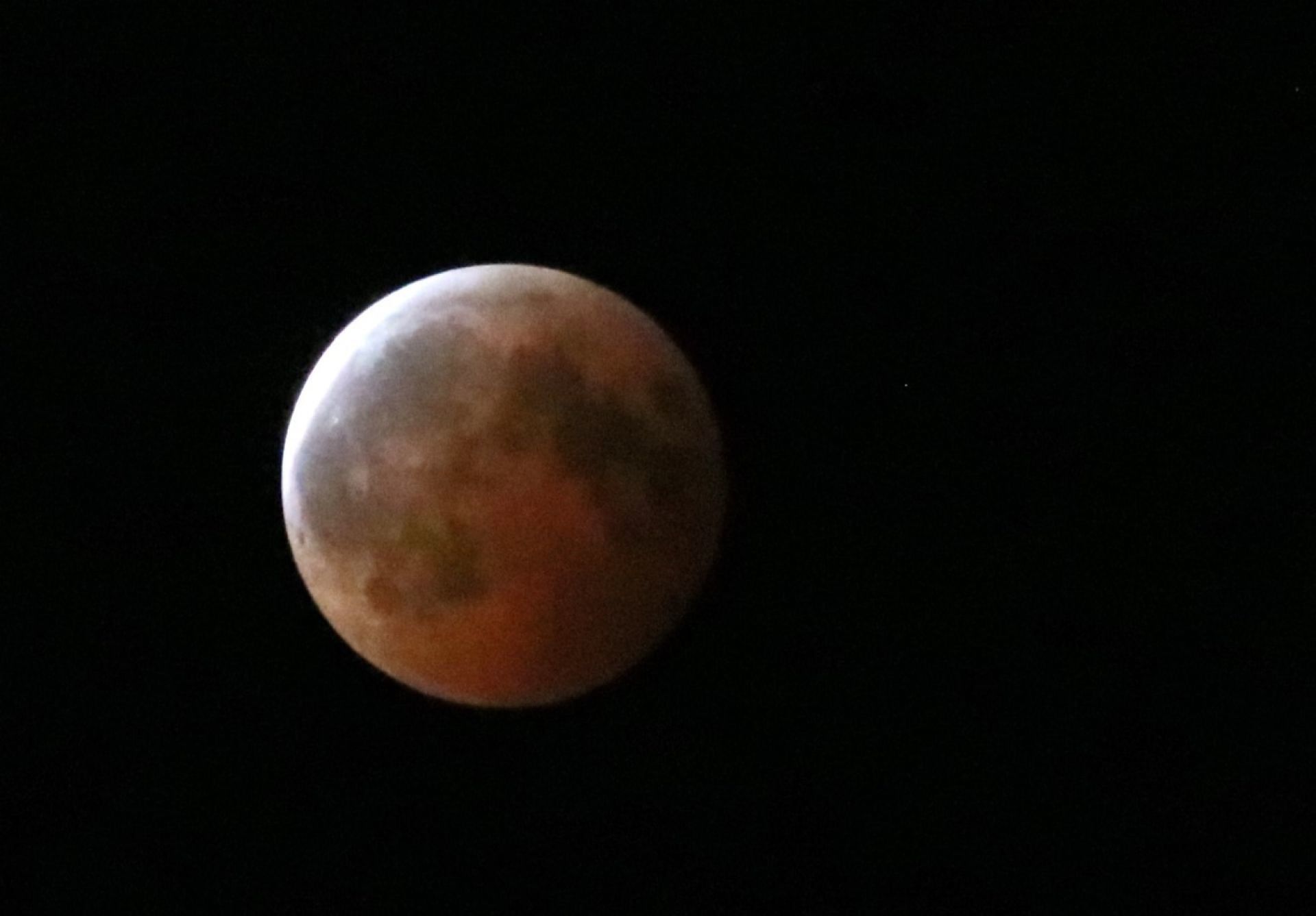 NASA indicates the eclipse will be visible from much of North and South America. - elfinanciero.com.mx
