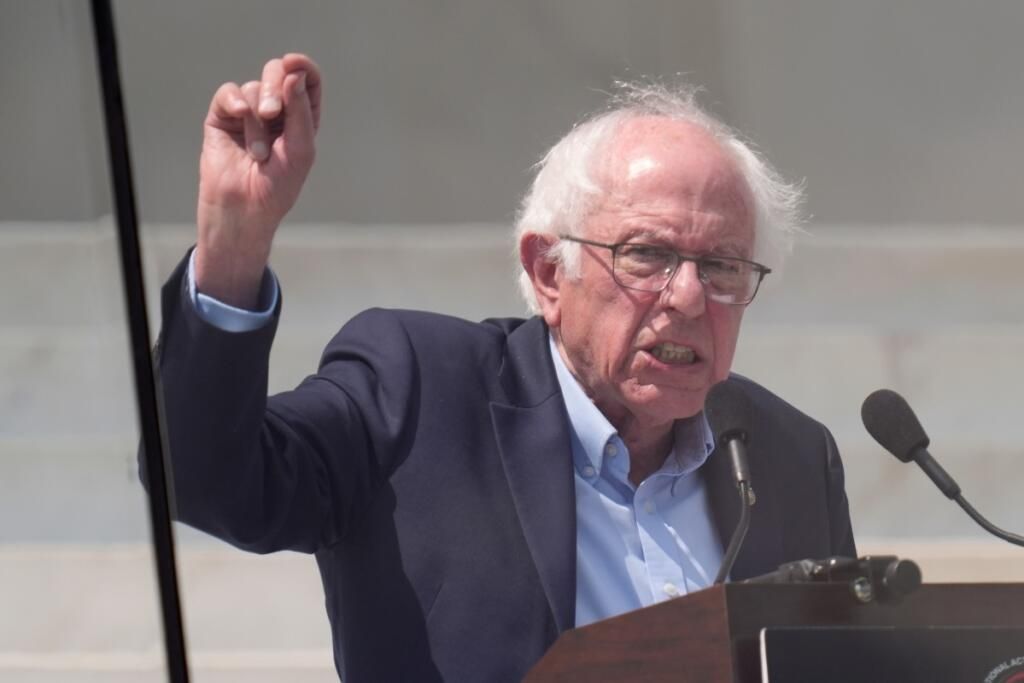 Sen. Bernie Sanders speaks during the March on Washington rally at the Lincoln Memorial on the National Mall, Friday, Aug. 28, 2026, in Washington. - AP Photo/Manuel Balce Ceneta