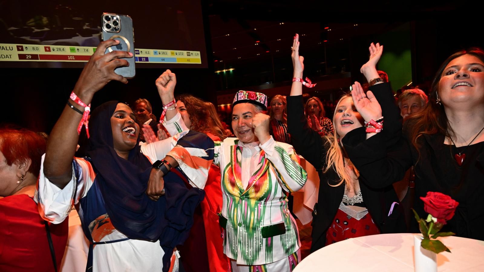 Social Democrats react to preliminary election results at a watch party in Stockholm. - Jonas Ekströmer/TT News Agency via AP