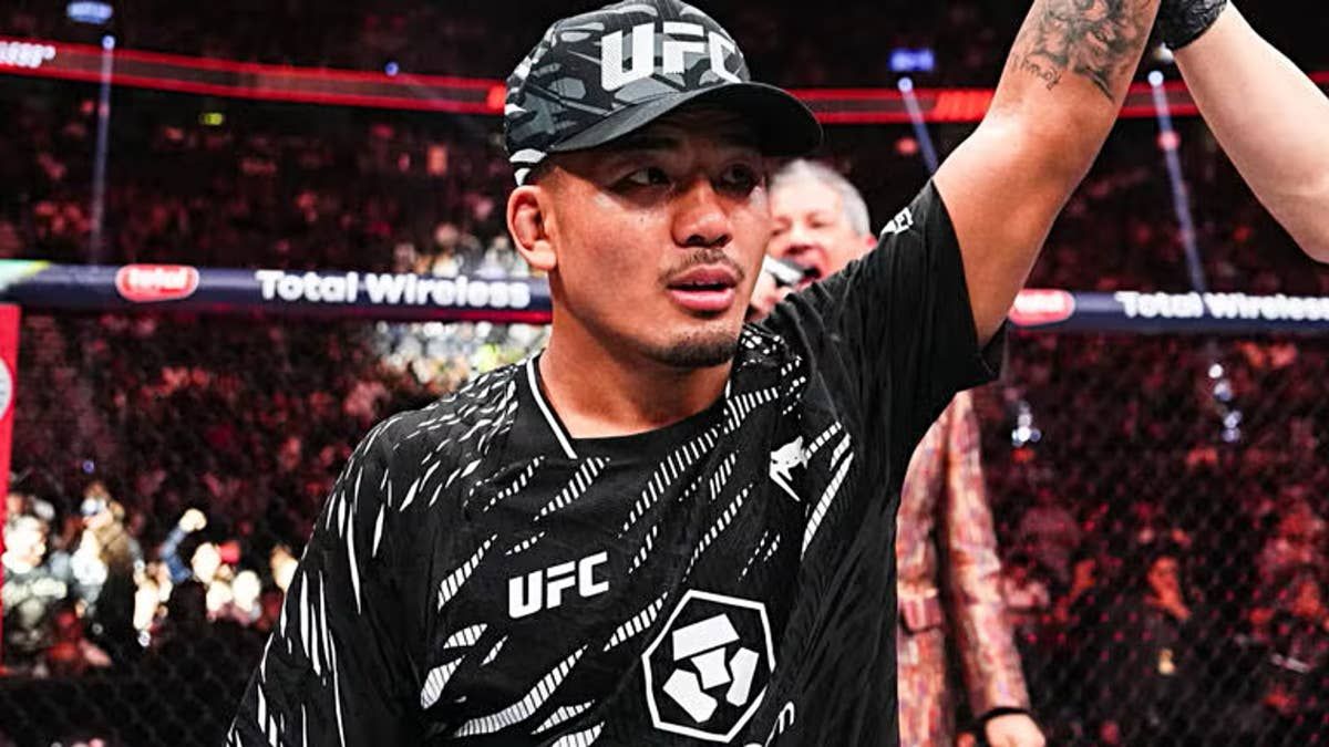 Joshua Van exchanges with Alexandre Pantoja during their UFC 331 flyweight title rematch in Los Angeles - MMA Weekly