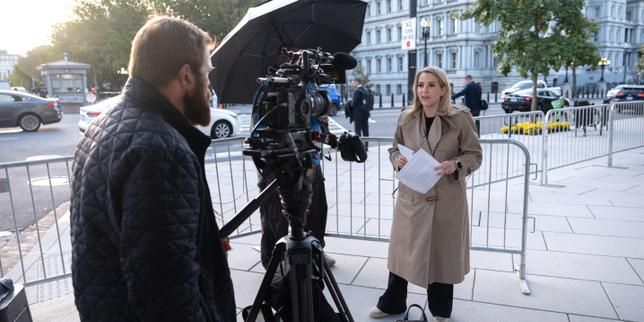 CNN correspondent Betsy Klein near the White House in Washington on Sept. 24, 2026. - lemonde.fr
